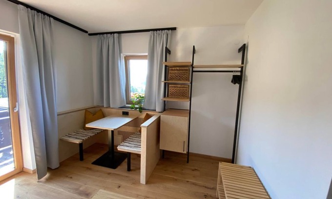 Wiesing Apartment | Doppelzimmer - Waldruh