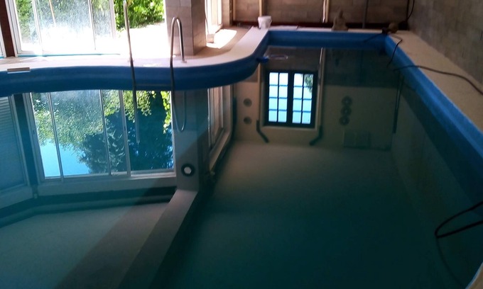 Saint-Privat-des-Pres Apartment | Dordogne,Lovely cozy apartment,with private indoor pool,close to Aubeterre