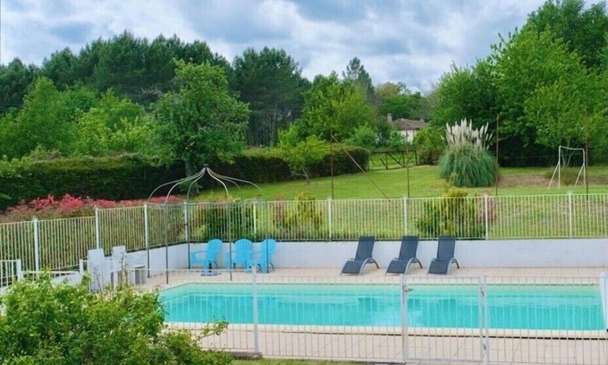 Saint-Jean-dEstissac House | Dordogne, Périgord, Paradis, Maison Longère 200m2, 12 pers, swimming pool, private pond