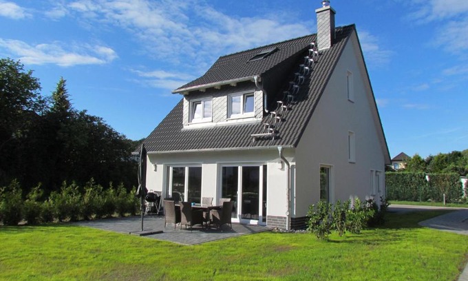 Sellin House | Dorie