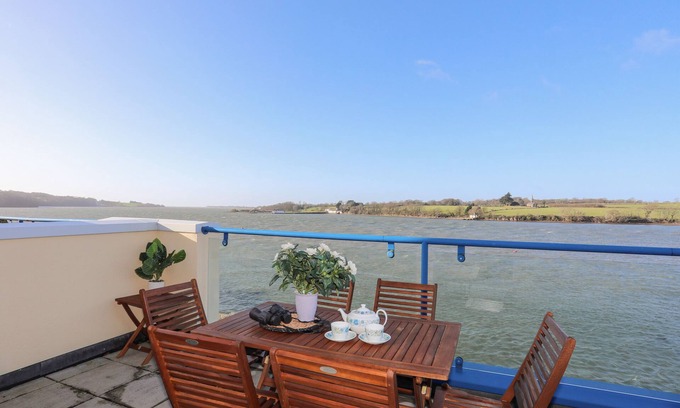 Y Felinheli Cottage | Dornberg