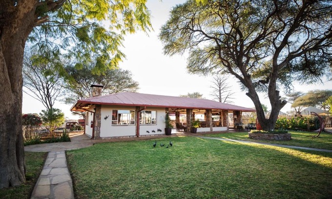 Grootfontein House | Dornhuegel Guest Farm
