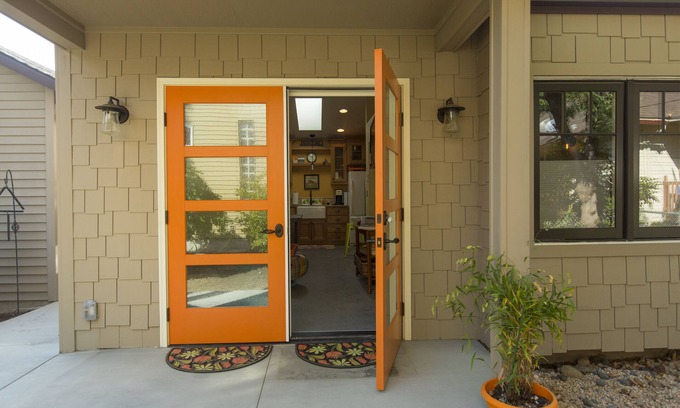 East End Cottage | Dorothy's East End 1 Bd/1 Ba Perfect For 1 or 2 Travelers
