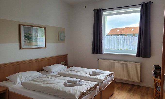 Parow Apartment | Double/2-bed room 12/No. 14 - Guesthouse Am Schloss