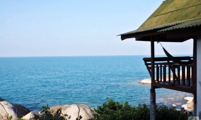 Baan Tai House | Double Bed, Fan Bungalow with Seaview