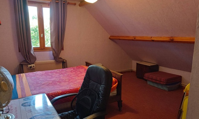 Fruges Bed & Breakfast | Double bed & single bed Tv Netflix & Amazon Video