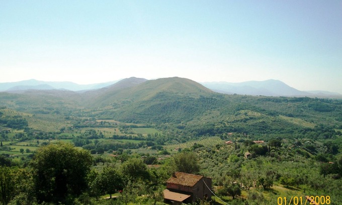 Montopoli di Sabina House | double bedroom with view