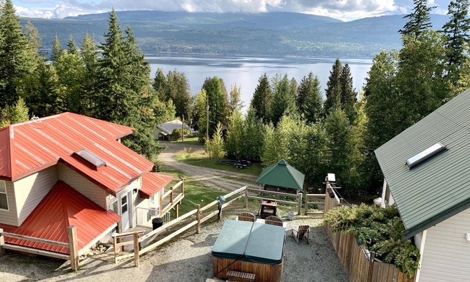 Anglemont Cabin | Double Cabins - Hot Tub~Buoy - Home Sweet Lakehouse/Nauti Cabin - Shuswap Vacations/Sledding Stays