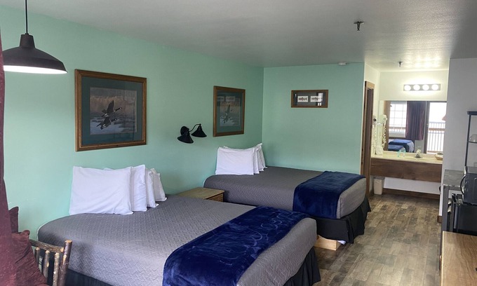 Branson Condo | Double Queen Room w/Kitchen Supplies