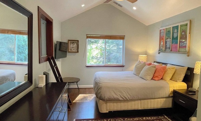 Guerneville House | Double (Queen/twin) - Clothing Optional Home