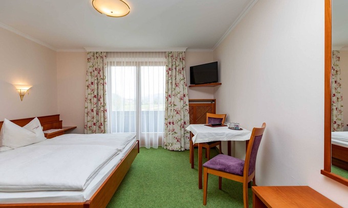 Sankt Lorenz Apartment | Double Room 2 - Pension ANNA, Apartments & Comfort Rooms *