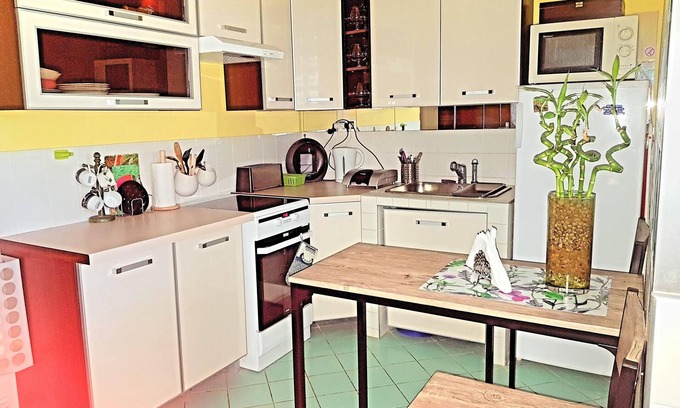 Lomianki Apartment | Double room B in Villa Casanna , Łomianki