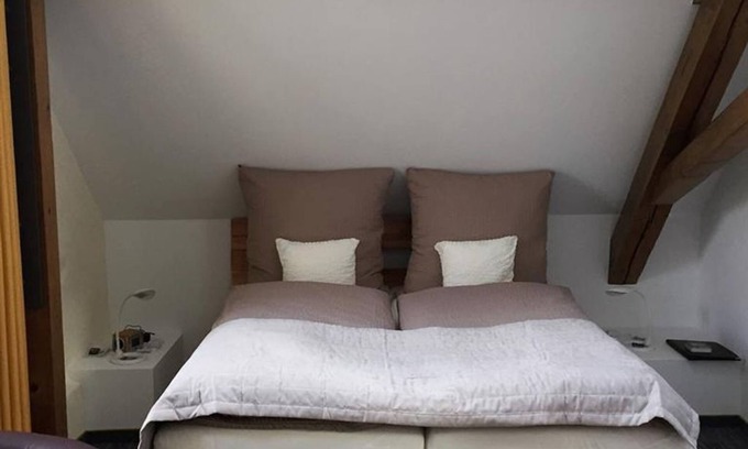 Weisenheim am Berg Bed & Breakfast | Double room - Alter Winzerhof