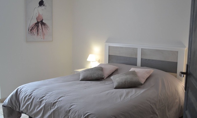 Marans House | Double room "Île de Ré" - view on the river