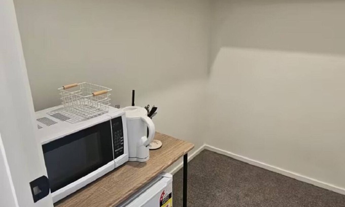 Blenheim Apartment | Double room in a New house Private shower &Toilet (Room2)