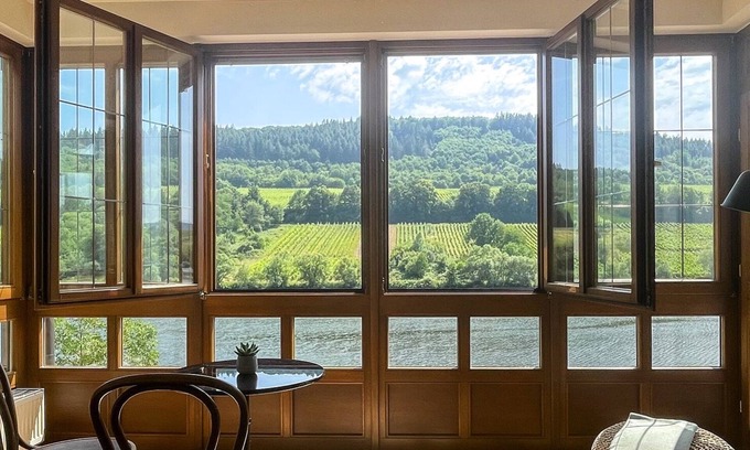 Merl Bed & Breakfast | Double room in the Bed & Breakfast on our winery on the Moselle