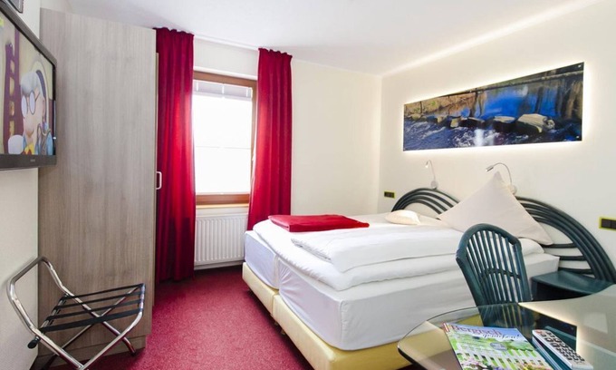 Wipperfuerth Apartment | Double room - Landgasthof Tönnes
