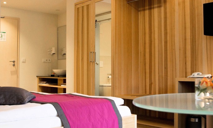 Eggolsheim House | Double room large (without balcony) - Brewery-Gasthof Pfister