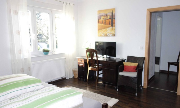 Neckarsulm Apartment | Double room - Neckar berth