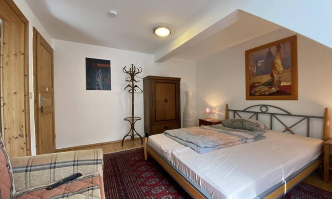 Neuleiningen Bed & Breakfast | Double room New York with French balcony Bed - Felsenmühle Neuleiningen