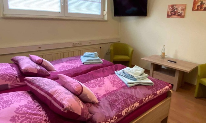 Dreiheide Apartment | Double Room - Pension Kristen At the monument Süptitzer heights