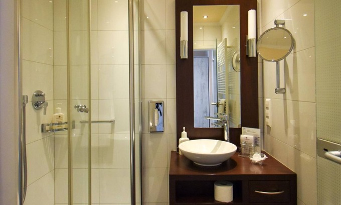 Karden House | Double room, shower or bath, WC, Superior - Schloss-Hotel Petry