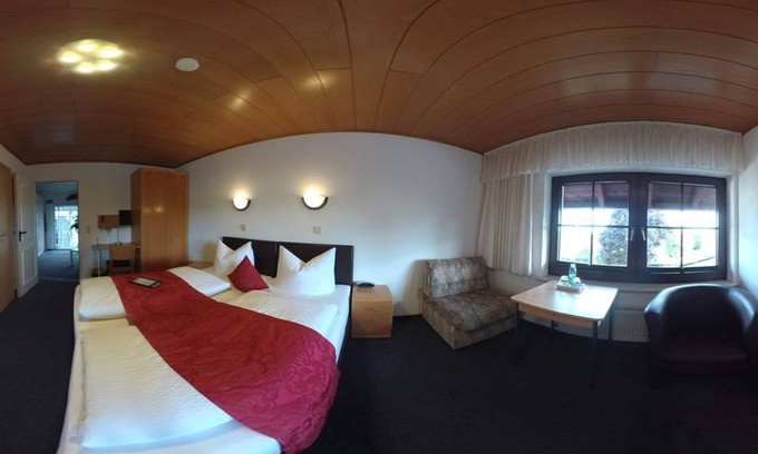 Zilshausen Bed & Breakfast | Double room, shower, WC, standard - Landgasthof Zur Post