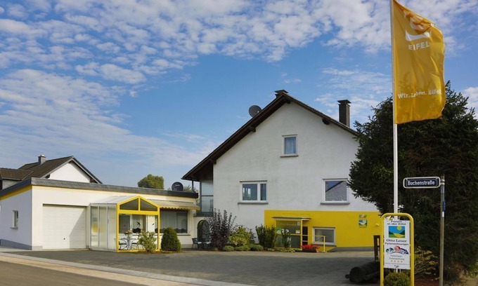 Berndorf Bed & Breakfast | Double room shower/WC - Haus Berndorf