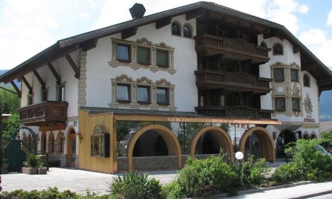 Zirl House | Double room superior - Hotel Tyrolis
