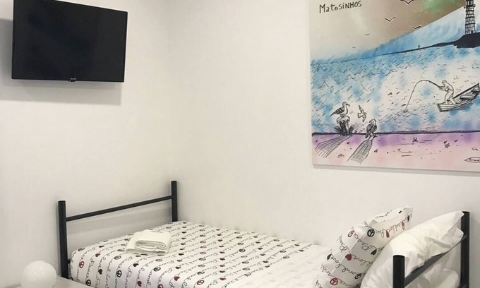 Arvore House | Double Room w/2 single beds and Pool by HostWise Arvore