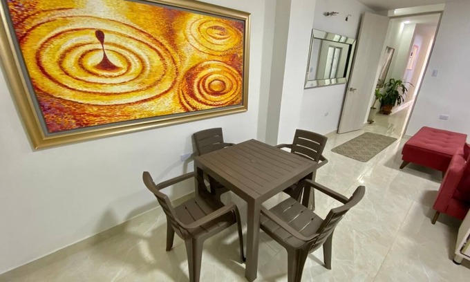 Barranquilla Apartment | Double room with balcony 300 mts from the river boardwalk