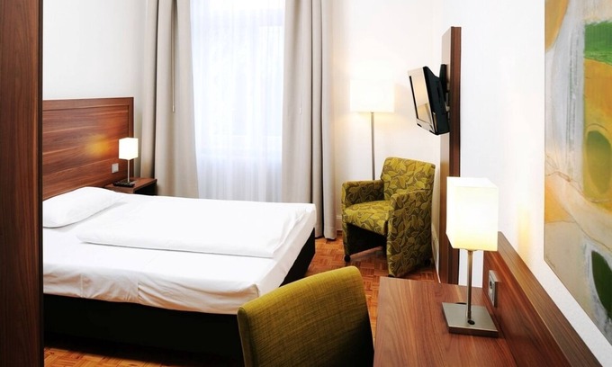 Rastatt Apartment | Double room with French bed