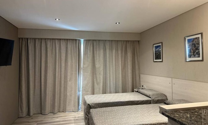 Macrozona Meseta Cerro Calafate Hotel | Double Studio in Hostería Tierra Tehuelche. Breakfast included