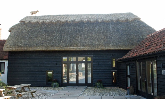 Chrishall House | Double/Twin Room @TheRedCow 15min to Cambridge