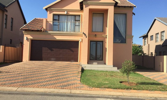 Centurion House | Double Room @ mullein