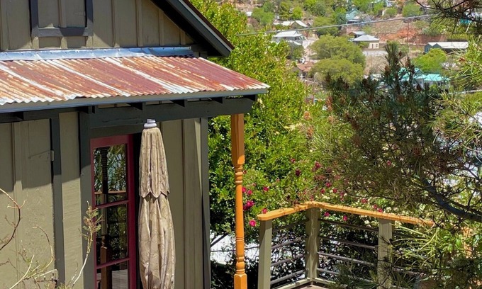 Bisbee Cottage | Doublejack Guesthouse - a vacation rental in Historic Old Bisbee