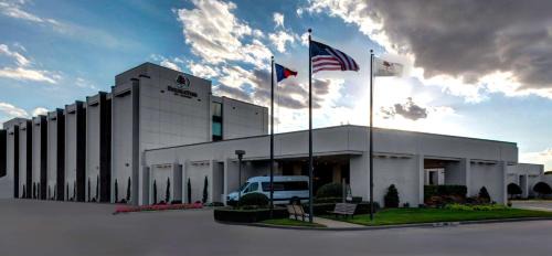 North Arlington Hotel | Doubletree by Hilton Arlington DFW South