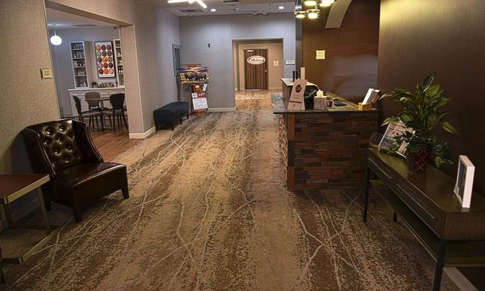 Helena Hotel | Doubletree By Hilton Helena Downtown