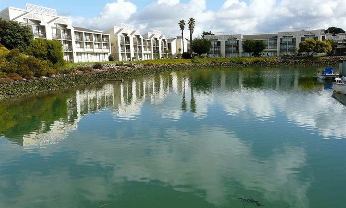 Berkeley Hotel | DoubleTree by Hilton Hotel Berkeley Marina