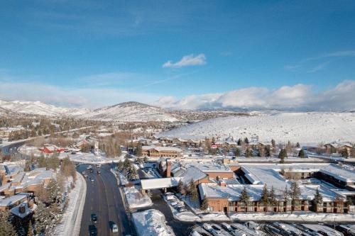 North Park City Resort | DoubleTree by Hilton Hotel Park City - The Yarrow