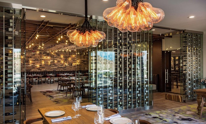 Pomona Hotel | DoubleTree by Hilton Pomona
