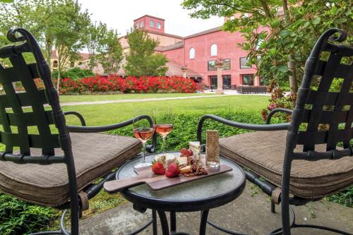 Rohnert Park Resort | DoubleTree by Hilton Sonoma Wine Country