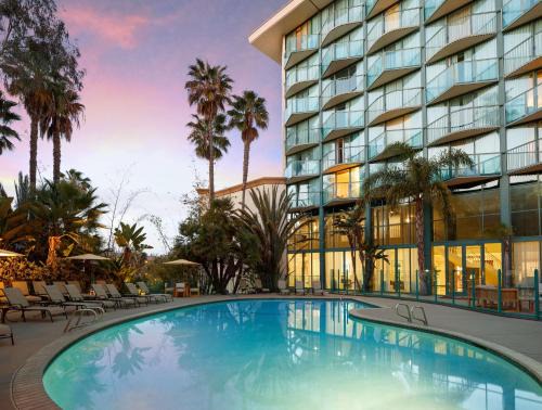 Mission Valley West Hotel | DoubleTree By Hilton San Diego Hotel Circle