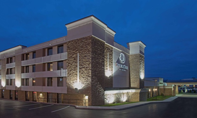 Seward Place Hotel | DoubleTree by Hilton Schenectady Downtown