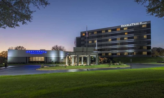 Winston - Salem Hotel | DoubleTree by Hilton Winston Salem - University, NC