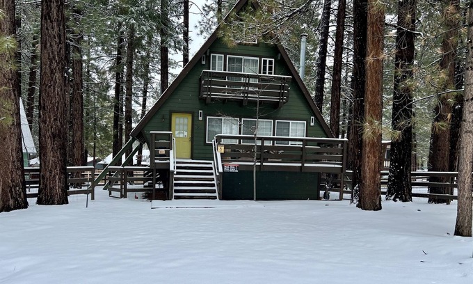 Summit Estates Ski Chalet | Dougie's Place! New in Big Bear Lake