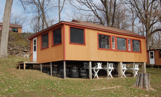Hammond House | Douglas Cottage, Douglas Cottage at Camp Caledonia