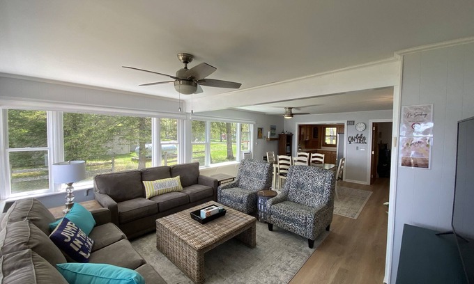 Levering House | Douglas Lake House: Fall Foliage and Lakeside Adventures All in One Place!
