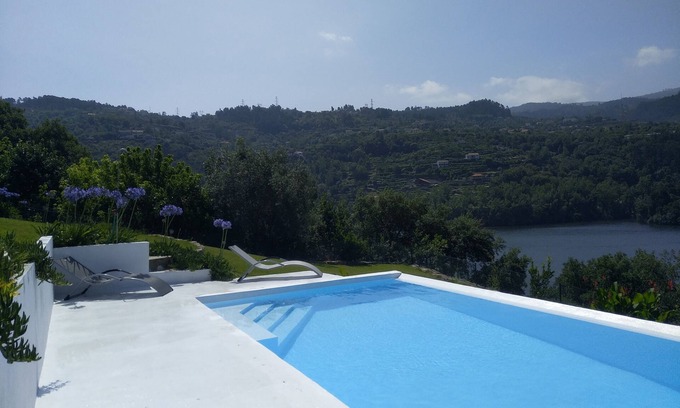 Pacos de Gaiolo Villa | Douro Valley With Family