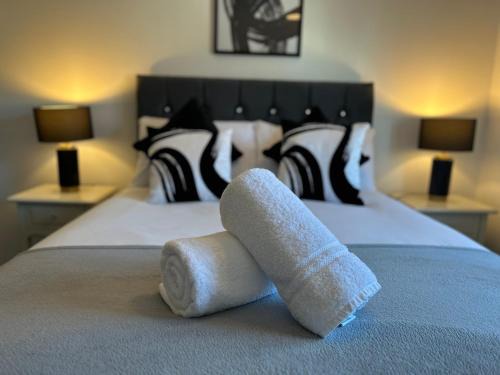 Uttoxeter House | Dovefield House - Modern 3 Bed Home from Home - Alton Towers, Uttoxeter Races